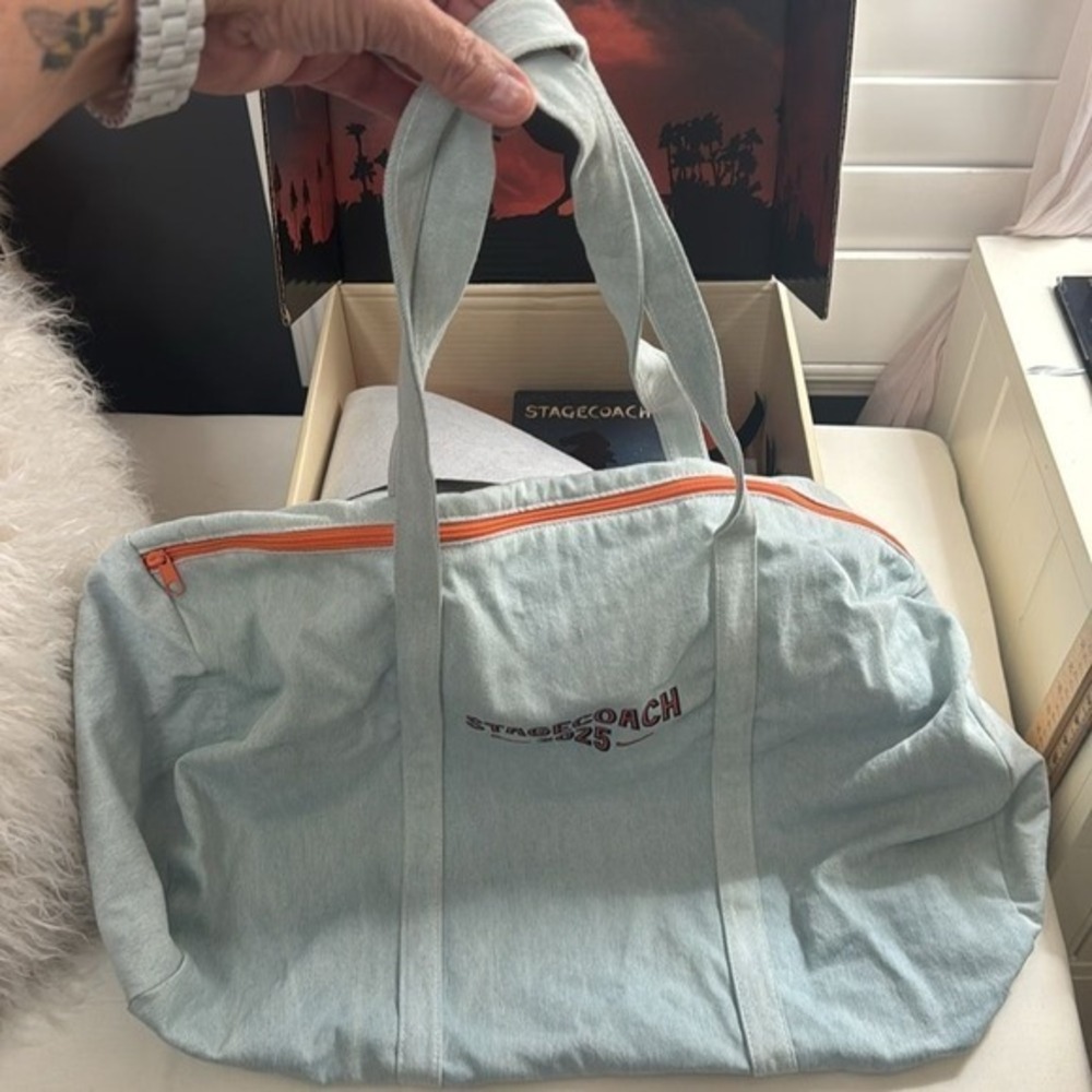 Stagecoach VIP Merch Bundle - Picture 4 of 14